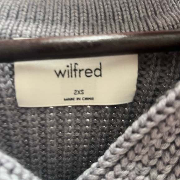 Aritzia Wilfred Sweater - Picture 3 of 4